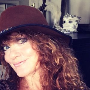 Meet your Posher, Morgana